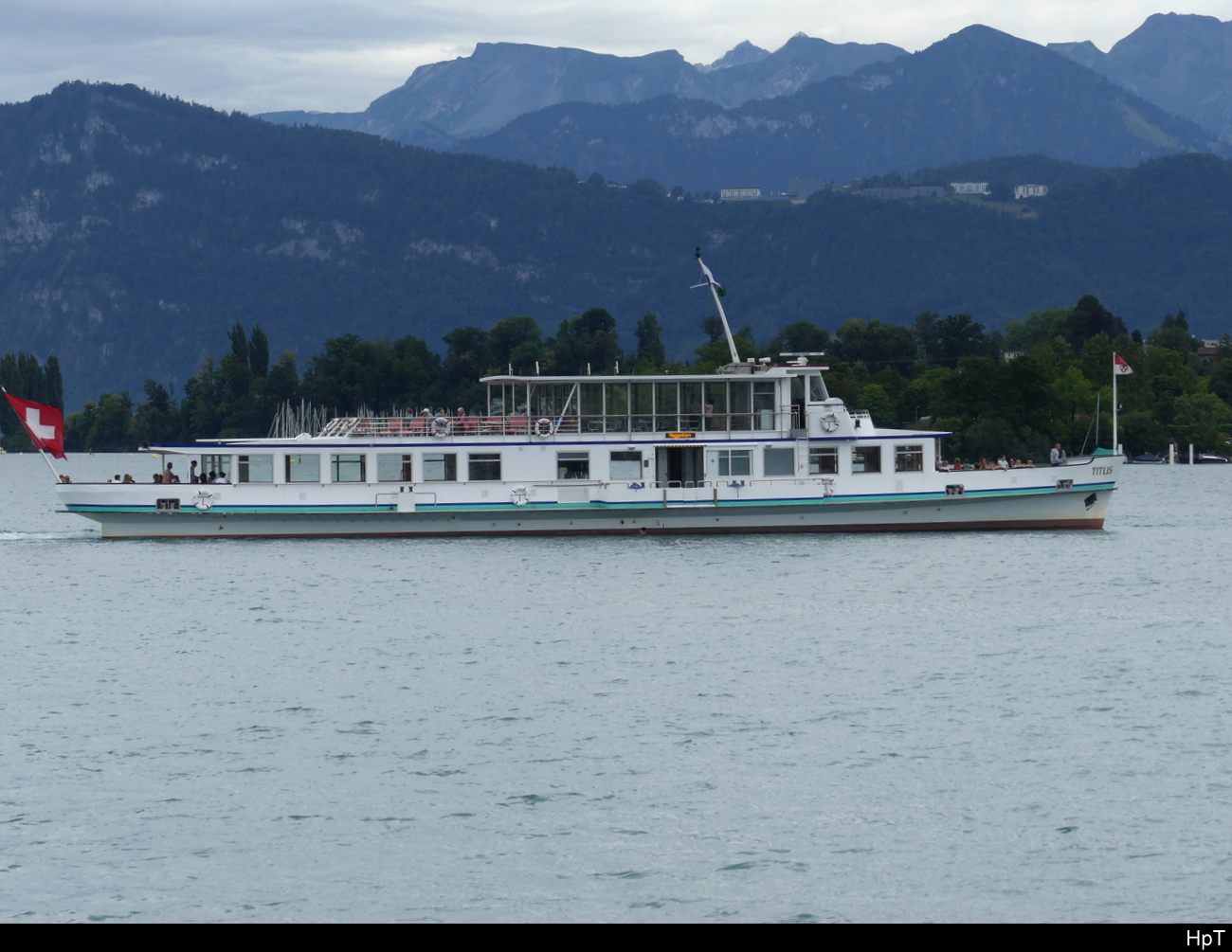 MS TITLIS im Seebecken vor Luzern am 27.07.2023