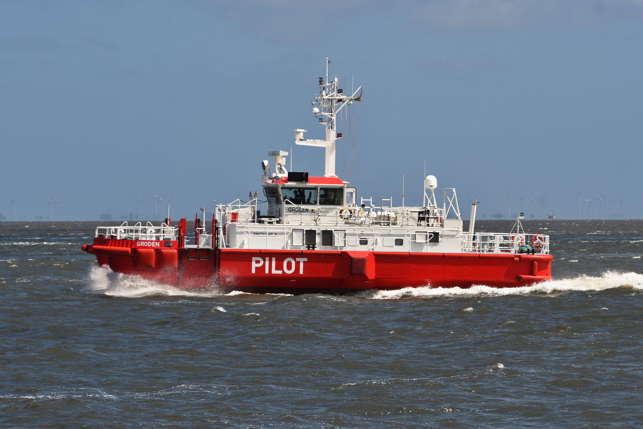 PILOTTENDER GRODEN , Pilot , IMO 9606340 , Baujahr 2011 , 26 x 14 m, Cuxhaven-Alte Liebe , 27.05.2026