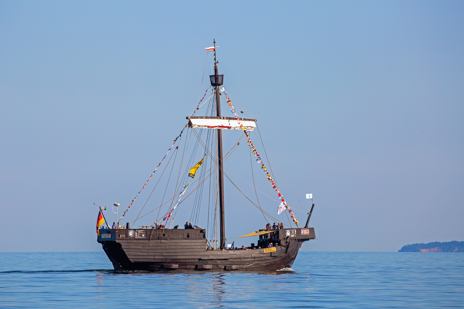 Pommernkogge UCRA der Stadt Torgelow vor Rügen. - 08.07.2023