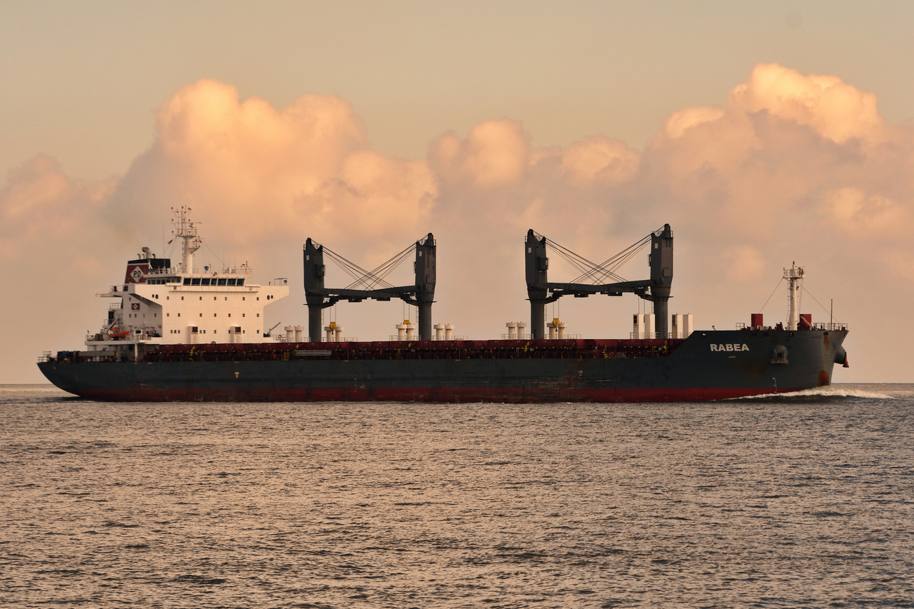 RABEA , Massengutfrachter ,  IMO 9725524 , Baujahr 2018 , 180 x 32 m ,, Cuxhaven-Alte Liebe