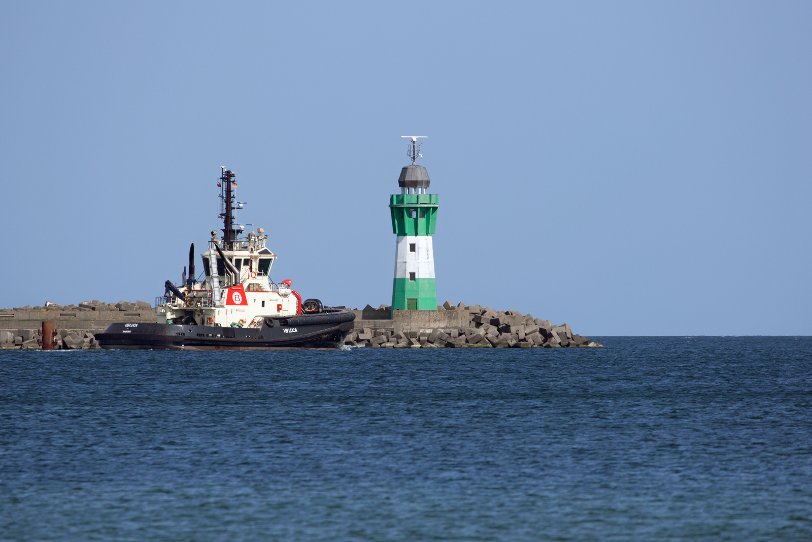 VB LUCA (IMO 9803833) vor Mukraner Leuchtturm. - 26.05.2023