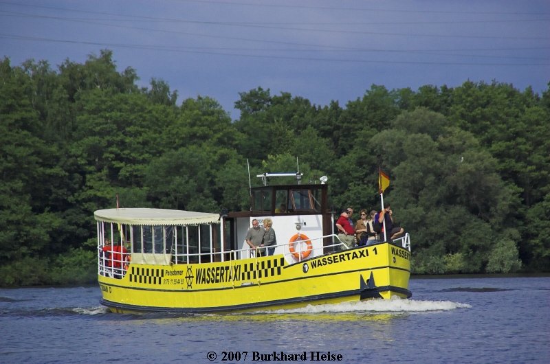 2.6.2007 Fahrgastschiff Potsdamer Wassertaxi 1 auf dem Templiner See bei Potsdam