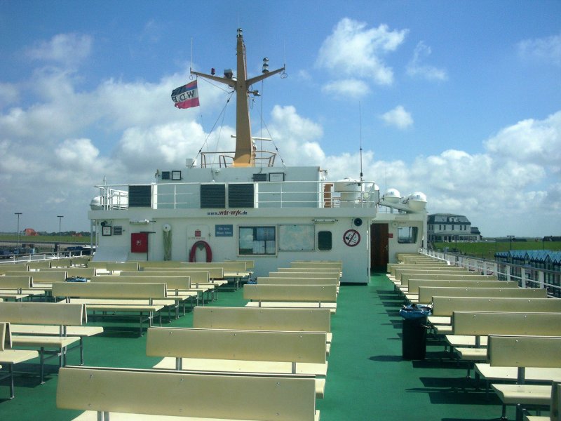 Auf Deck der Fhre Rungholt unterwegs zur Insel Fhr, Sommer 2003                     