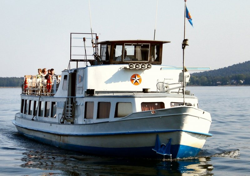 Ausflugsschiff auf dem Mggelsee, BERLIN April 2007