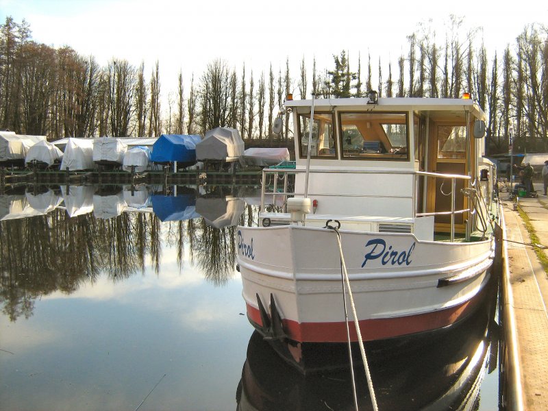 Ausflugsschiff MS PIROL im Stadthafen von Hennigsdorf an der Havel, 9. 2. 2008