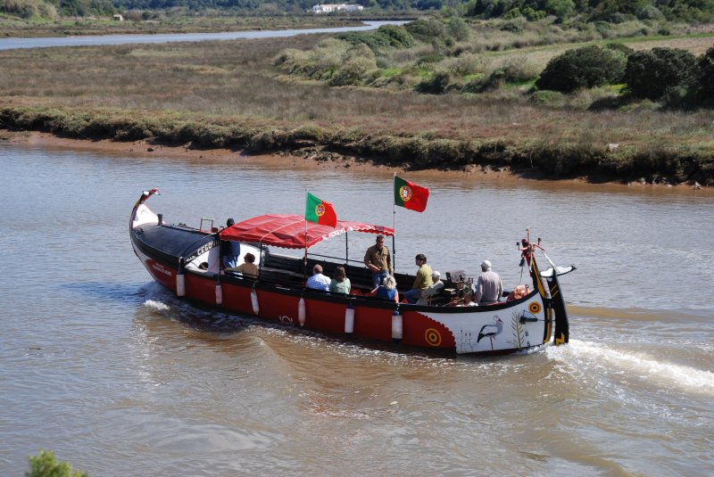 bei SILVES (Distrikt Faro), 08.03.2008, Ausflugsschiff auf dem Rio Arade von Portimão nach Silves