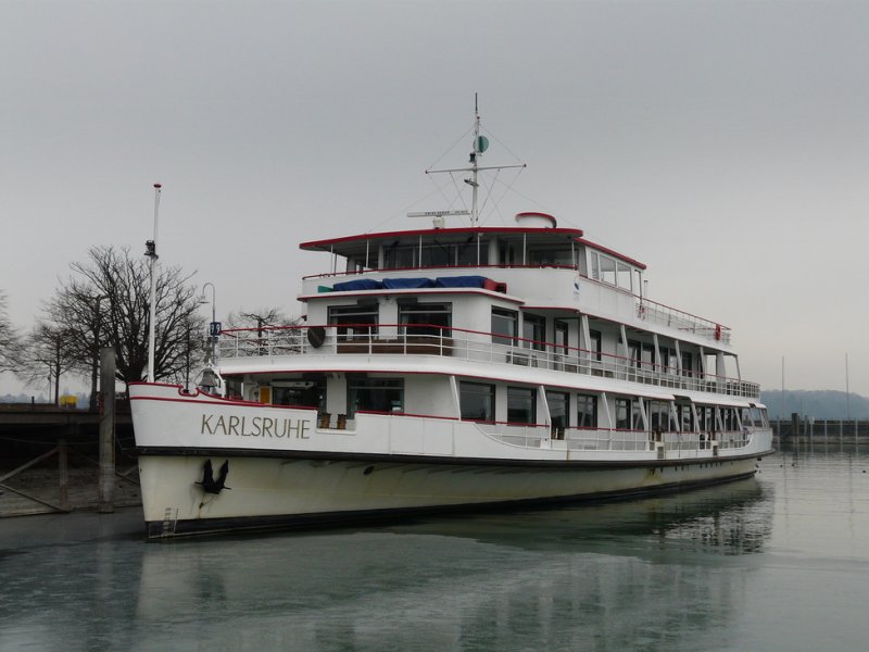 Bodensee - MS Karlsruhe im Hafen von Konstanz am 20.02.2009