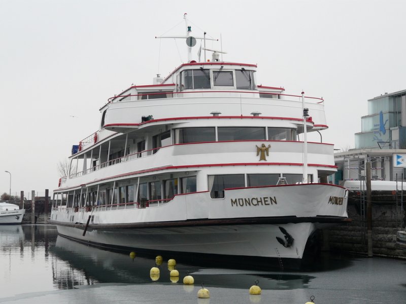 Bodensee - MS Mnchen im Hafen von Konstanz am 20.02.2009