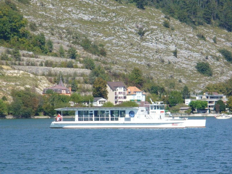 BSG / BKW - MS MOBI CAT auf Extrafahrt - Solarbetriebener Katemaran mit Personenbefhrderung fr Extrafahrten auf den Bielersee am 06.10.2007