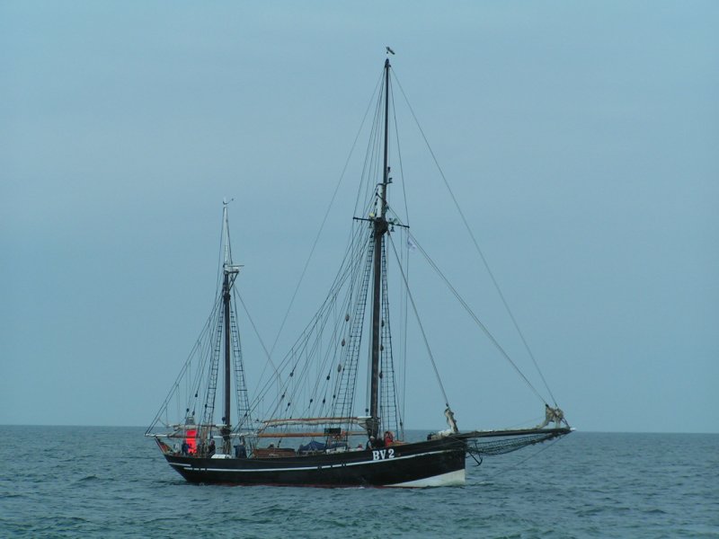 BV2 steuert den Hafen von Warnemnde an; 070825