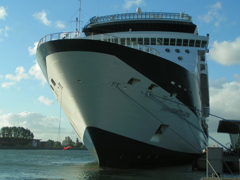 Celebrity CONSTELLATION beim Anlegen am 28.August 2007 