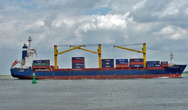  CMA CGM Quetzal  Baujahr 1996 am 29.06.2008 Kurs Hamburg