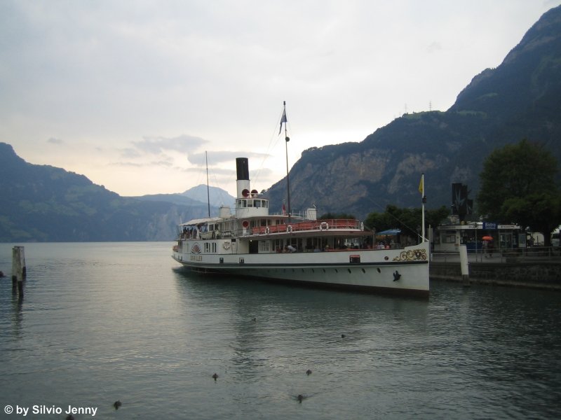 Dampfschiff Schiller am 30.7.08 bei der Endstation Flelen