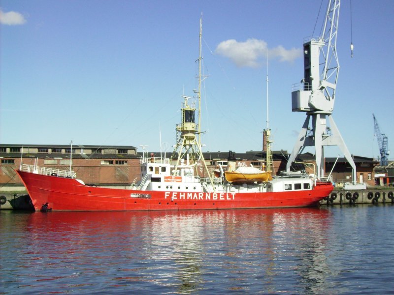 das auer Dienst gestellte Feuerschiff  Fehmarnbelt  liegt im alten Hafen von Lbeck.