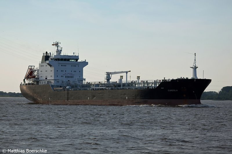 Die Curzola auf der Elbe am 30.05.09.