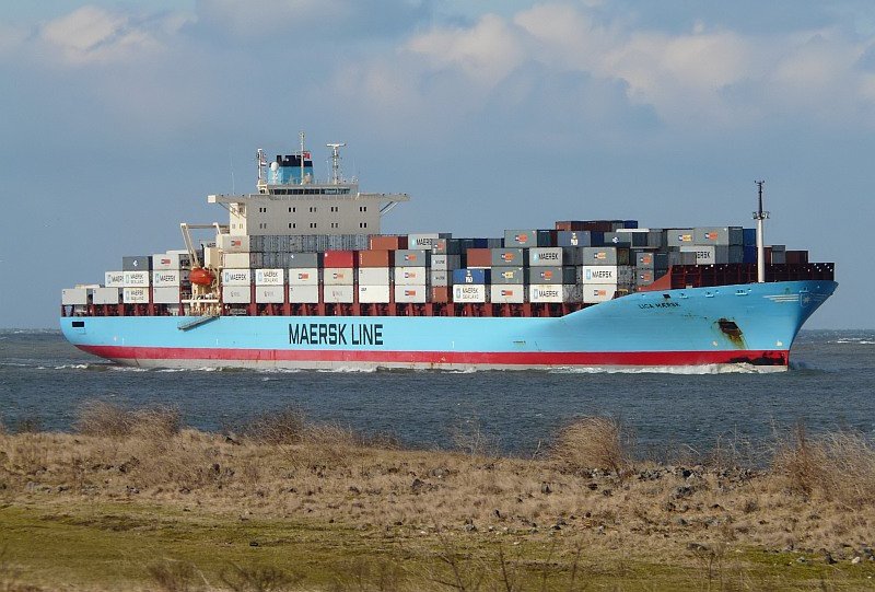 Die  Lica Maersk  luft ein...ganz schner Pott. Das Bild stammt vom 01.02.2009