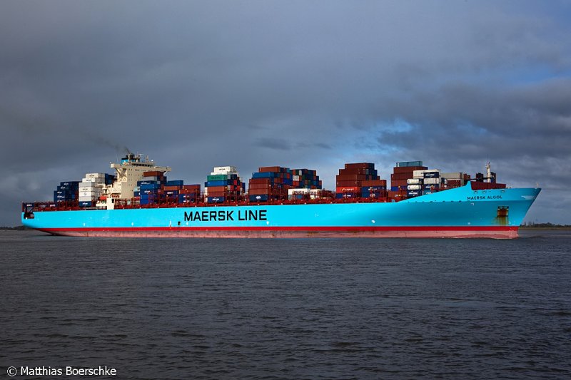 Die Maersk Algol auf der Elbe bei Grnendeich am 17.10.09.