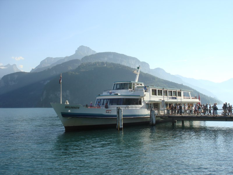 Die MS Brunnen in Brunnen (hrt sich irgendwie komisch an...) am 5.08.2007