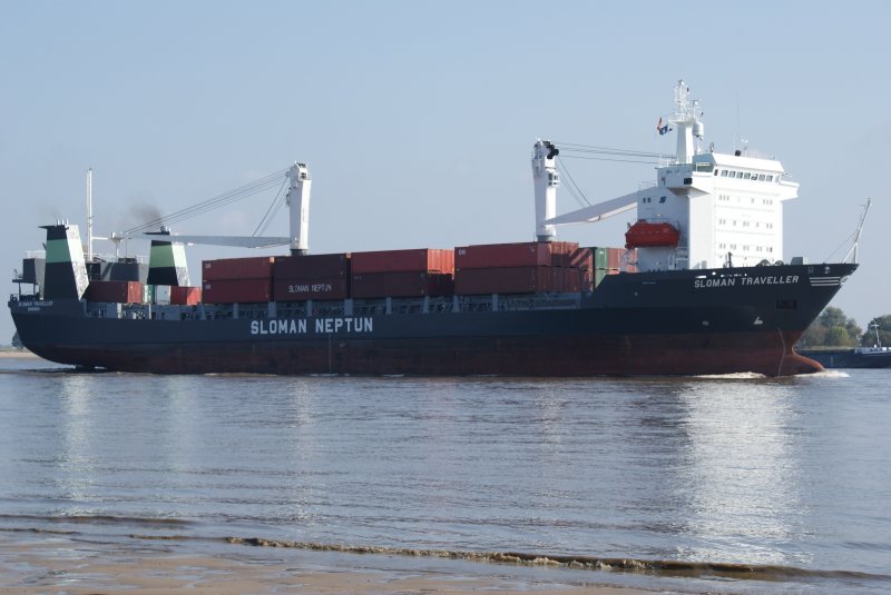 Die  Sloman Traveller  auf der Weser nach Bremen unterwegs.September 2009
RO-RO Container//IMO-Nummer: 8214401 // Flagge:Germany // Baujahr: 1984 //DWT: 9.950t