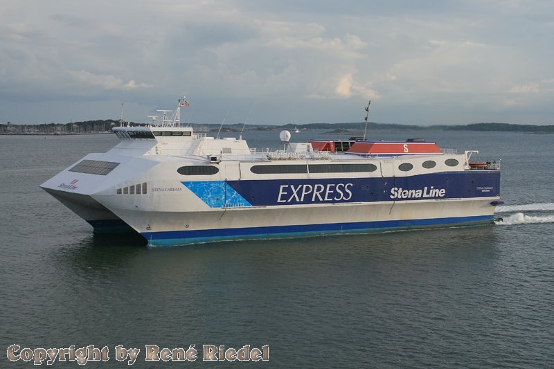 Die  Stena-Carisma  von der schwedischen Fhrgesellschaft Stena Line fhrt gerade in Richtung Hafen von Gteborg. Sie kam aus Frederikshavn-Dnemark. Aufnahme vom 23.8.2008