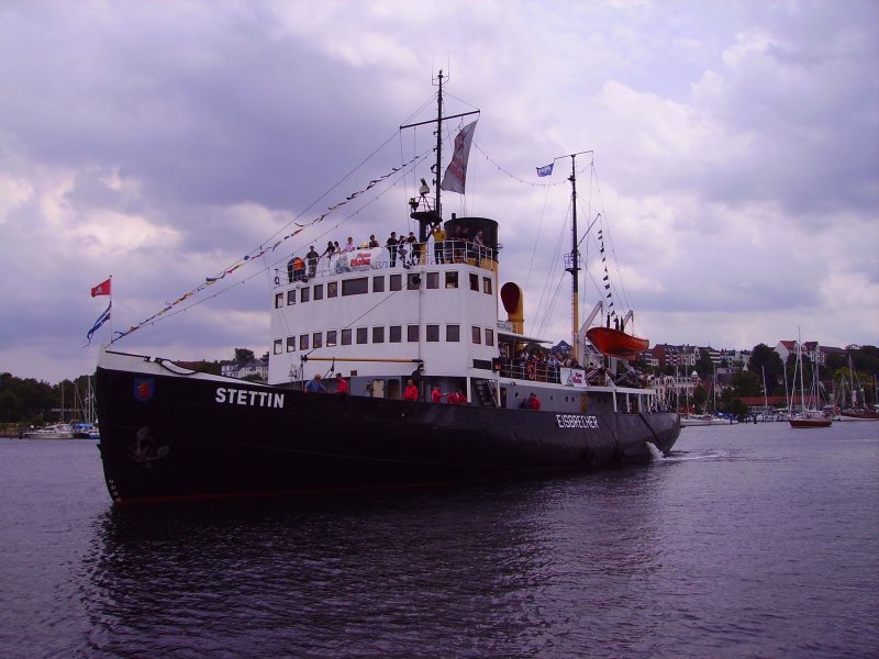 Die Stettin beim Wenden auf der flensburger Frde. 14.07.07