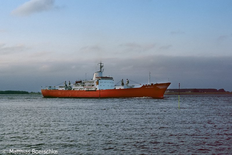 Die UB Prelude bei Lhe-Sand auf der Elbe.