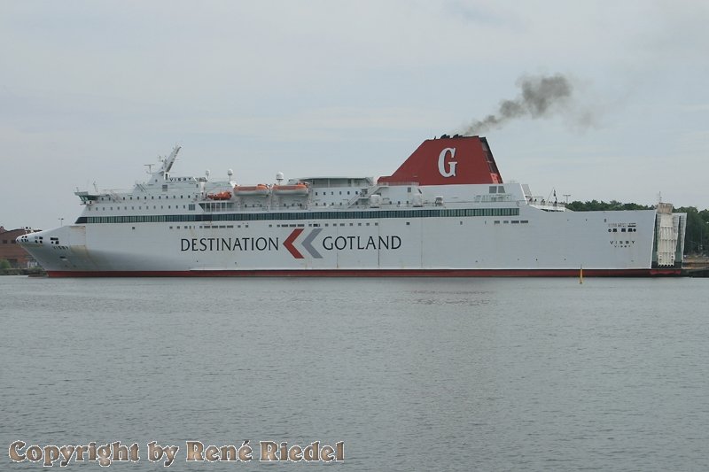 Die  Visby  von Destination Gotland, im Hafen von Oskarshamn-Schweden. Sie macht sich auf den Weg nach Visby auf die Insel Gotland. Aufnahme vom 7.8.2008