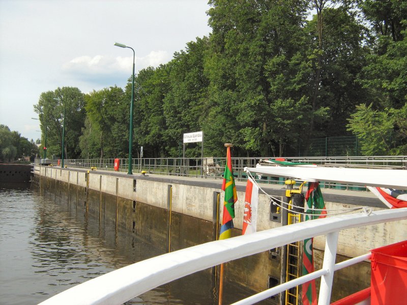 Einfahrt in die Schleuse Spandau, Sommer 2007