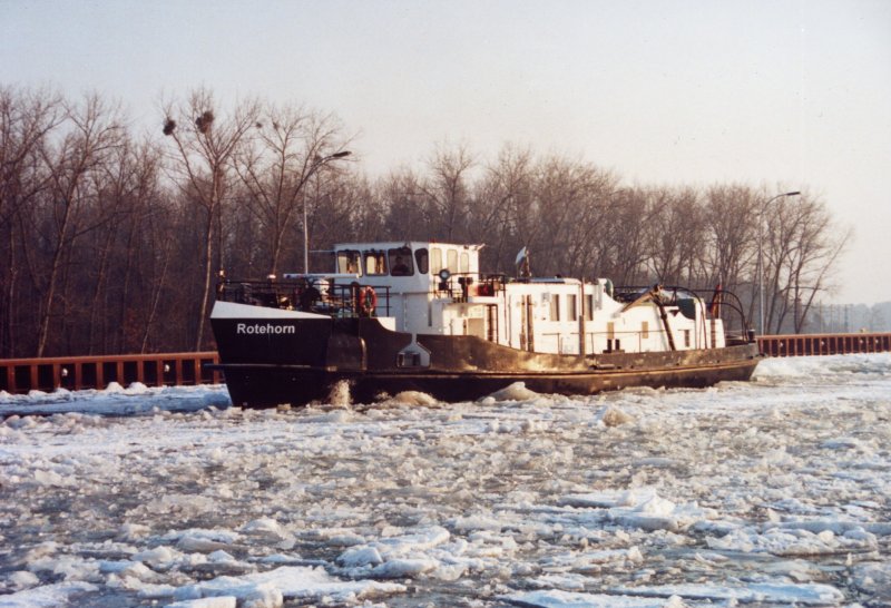 Eisbrecher Rotehorn WSA Magdeburg 2006 auf dem Weg zum Wasserstrassenkreuz nach Rothensee.