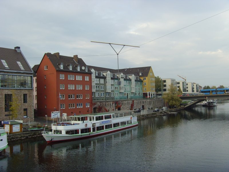 Fahrgastschiff HESSEN in Kassel auf der Fulda, Oktober 2008