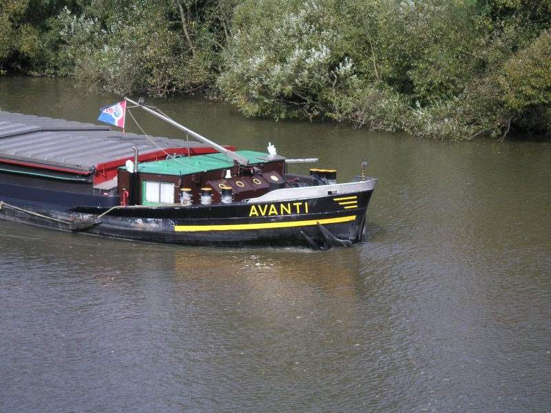 Frachter AVANTI aufgenommen am 05.10.2005 in Bamberg