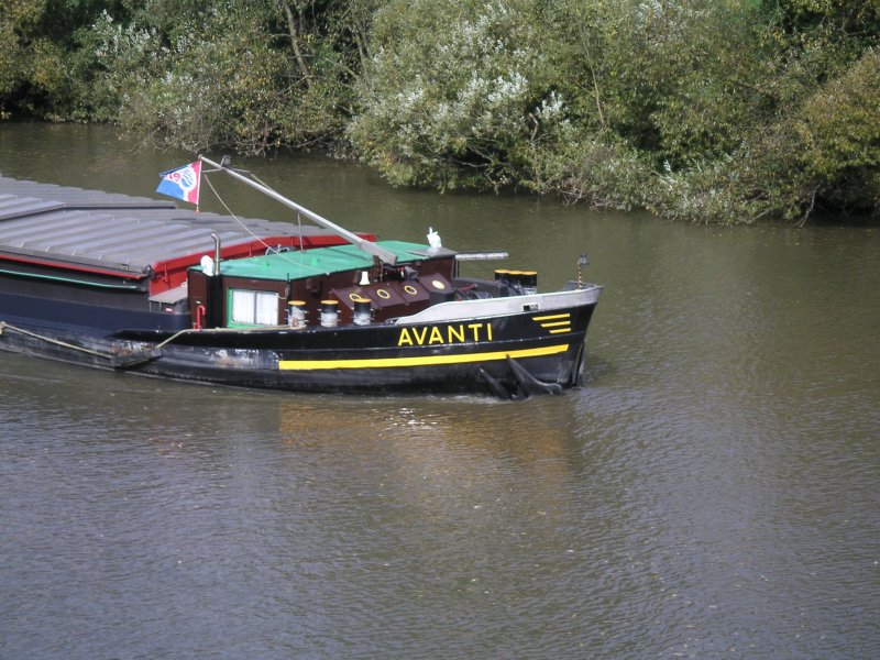 Frachter AVANTI aufgenommen am 05.10.2005 in Bamberg