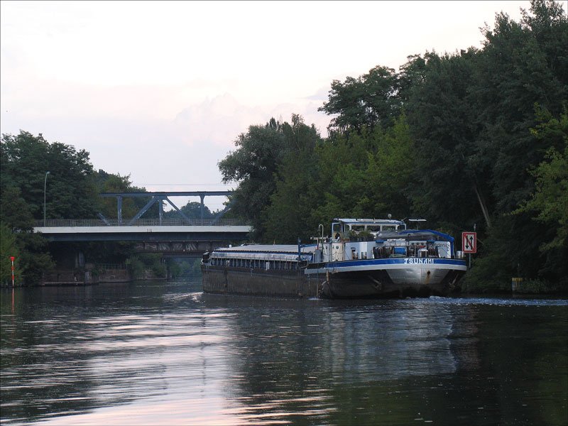 Frachtschiff TSUNAMI auf der Havel bei Potsdam; 25.07.2008
