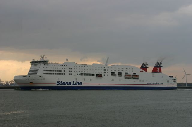 F/S  Stena-Britannica  luft in Hoek van Holland ein; 25.03.2007