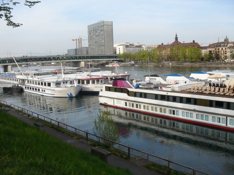 Hochrhein Basel Hafen St. Johann