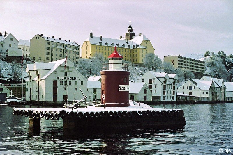 Im Hafen von lesund (27. Februar 2006)