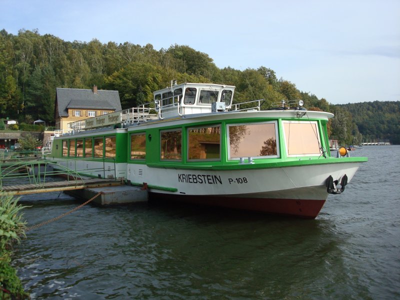 Kriebsteintalsperre bei Mittweida/Sachsen,
MS  Kriebstein , das Flagschiff der Ausflugsflotte,
Okt.2009