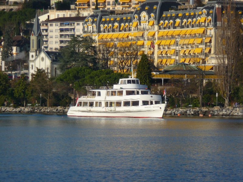 Lac Leman - MS GENERAL GUISAN unterwegs bei Montreux am 13.12.2008