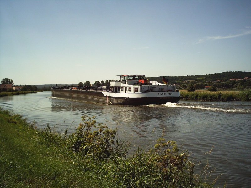 Motorschiff  Bayernland 
Auf dem Main-Donau Kanal bei Hirschaid