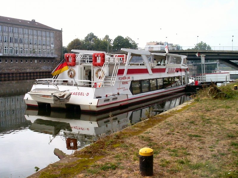MS  EUROPA auf der Fulda in Kassel, 2005