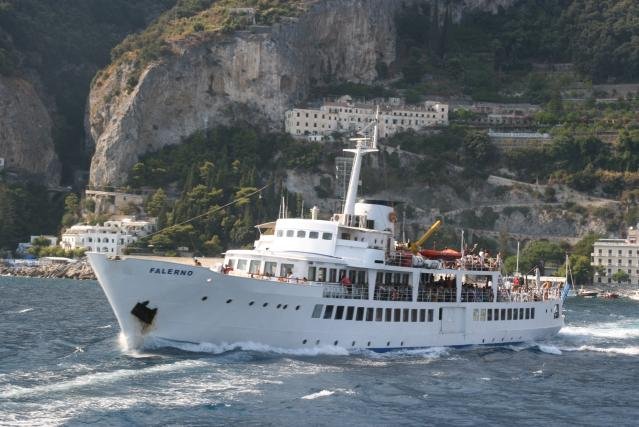 M/S  Falerneo  in Amalfi; 02.09.2007