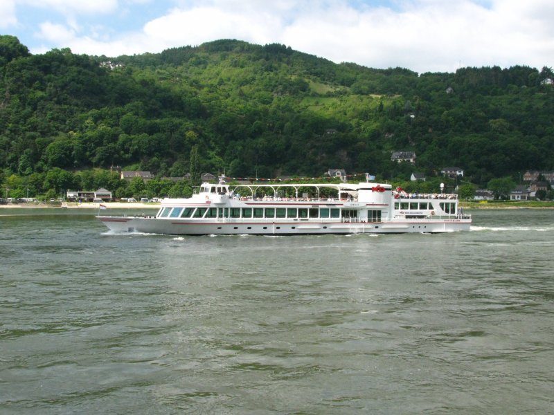 MS Loreley bei Assmannshausen am 13.06.2009