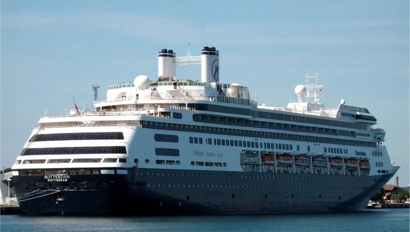 MV Rotterdam am 19.08.09 in Rostock