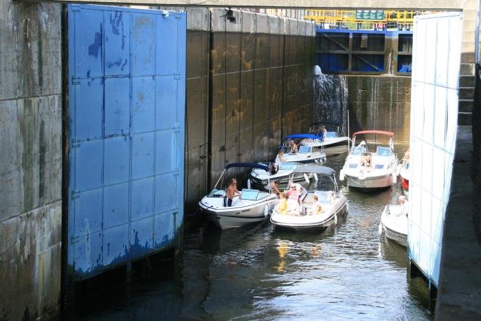 Nach nur wenigen Minuten ist der Schleusvorgang beendet. Die Tore der Lock #34, Femelon Falls ffnen sich. Die Schleuse verbindet den Sturgeon Lake mit dem Cameron Lake; 23.08.2008