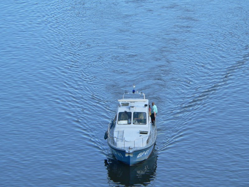 Polizeiboot BP41  Kstrin-Kietz, Frankfurt (Oder)  bei der Einfahrt in das Niederfinower Schiffshebewerk. Das Schiff war mit Bundespolizisten und Zollbeamten besetzt. 10.5.2008