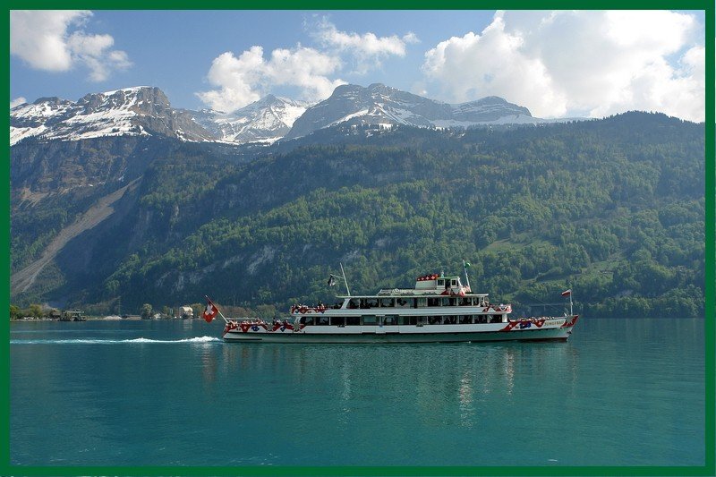 Schweiz-Brienzersee, MS  Jungfrau . Von Brienz geht es nun wieder mit voller Kraft voraus nach Interlaken Ost. Die Fahrzeit betrgt 85 Minuten und ist sicher keinem Fahrgast zu lang. 6.5.2008