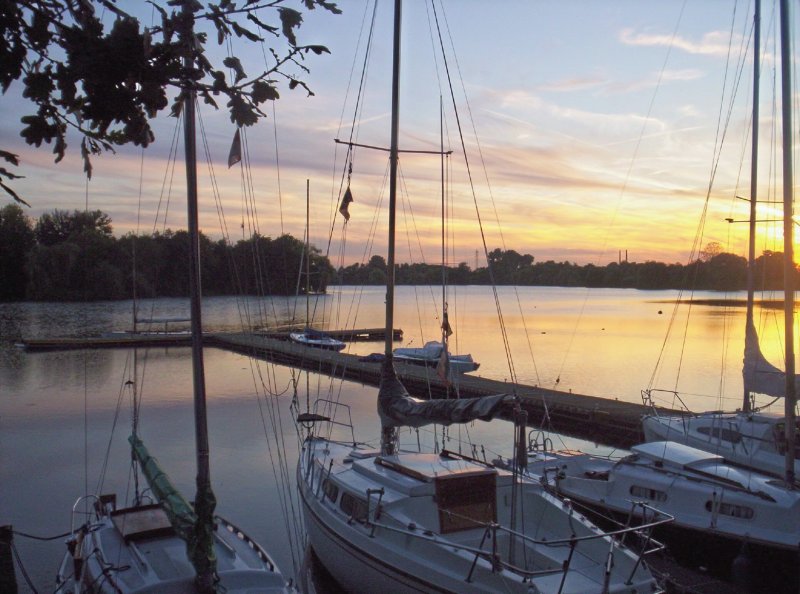 Sonnenuntergang nach einem schnen Segeltag - Adolfosee, Hckelhoven-Ratheim, Sommer 2006 -