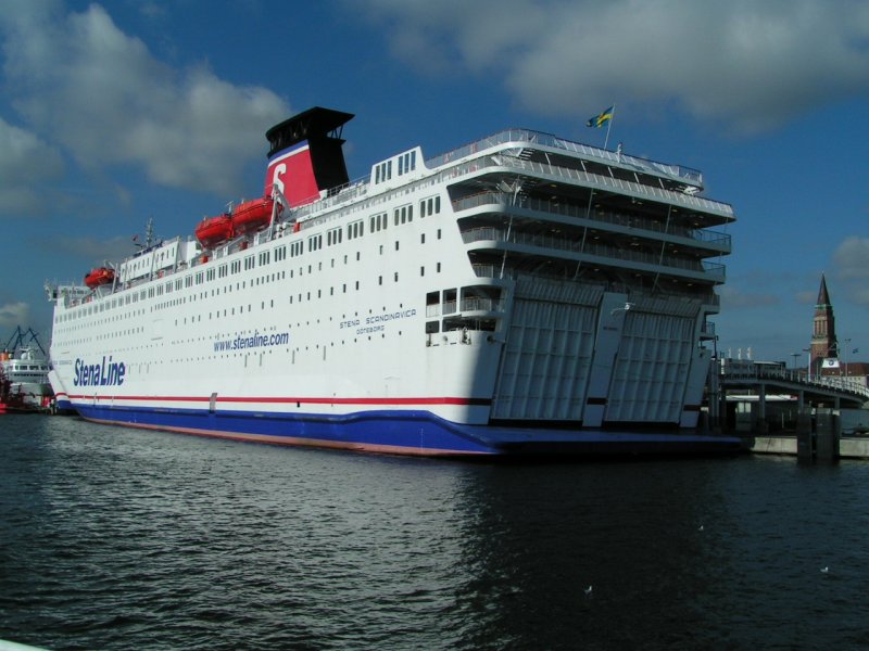 StenaLine im Hafen von Kiel 040907