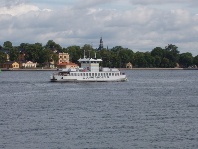 Stockholm-Die Fhre  Djurgrden 8  fhrt von Slussen nach Skeppsholmen und Djurgrden