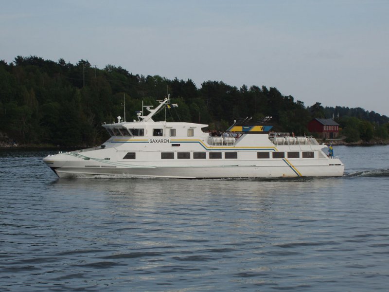 Stockholm-MS  Saxaren  auf dem kanal zwischen Vaxholm und Rind.